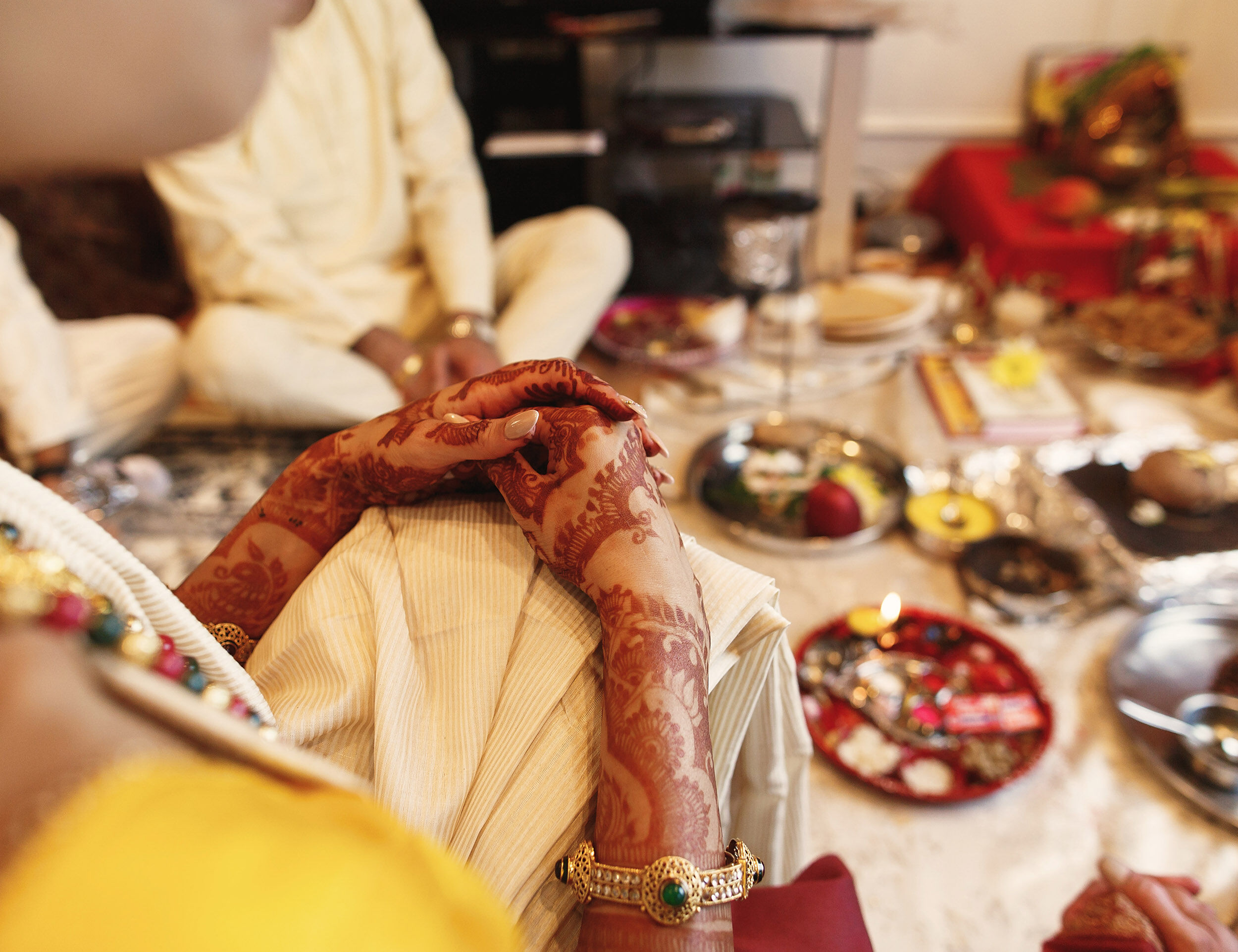 Traditional Shakha Pola bangles for Bengali bridal wedding attire.